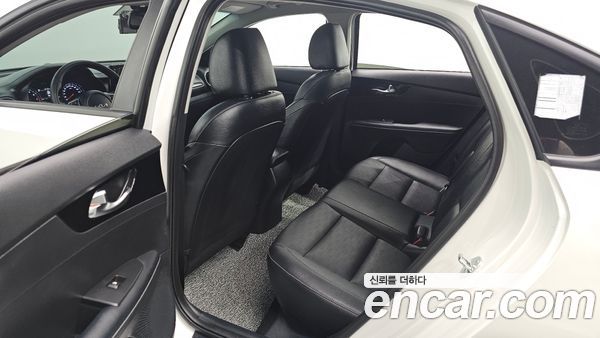 Kia K3 2024, фото 11