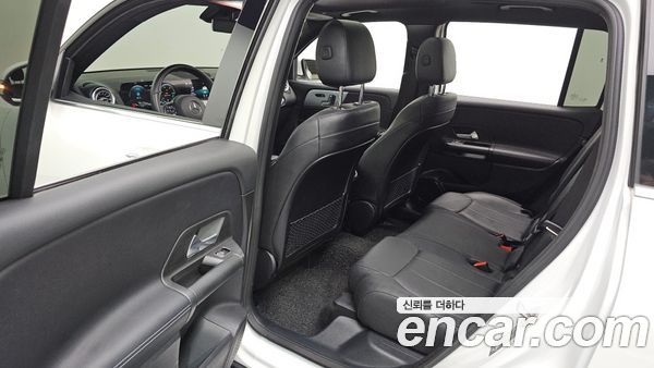Mercedes-Benz GLB 2021, фото 16