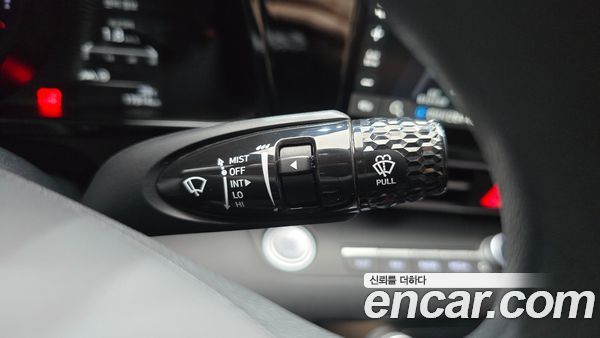 Hyundai Elantra 2023, фото 26
