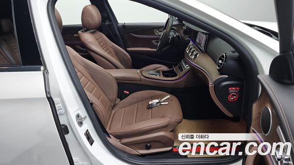 Mercedes-Benz E-Class 2021, фото 15