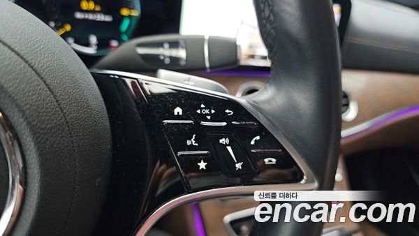 Mercedes-Benz E-Class 2021, фото 28