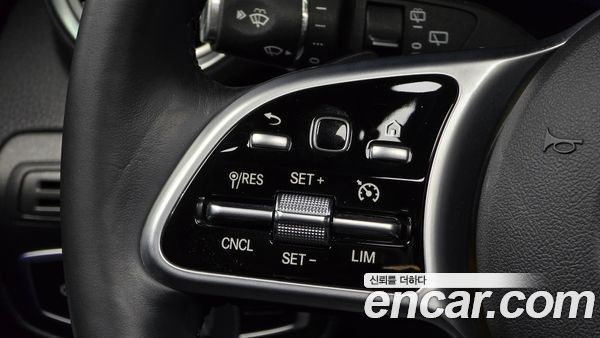Mercedes-Benz GLC 2020, фото 30