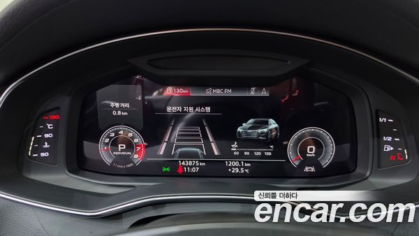 Audi A7 2020, фото 8