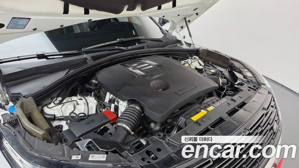 Land Rover Range Rover Velar 2024, фото 6