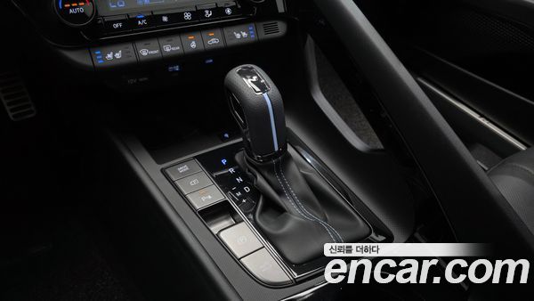 Hyundai Elantra 2026, фото 9