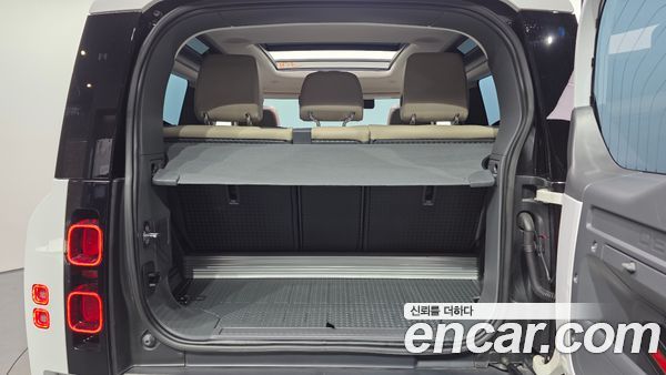 Land Rover Defender 2023, фото 20