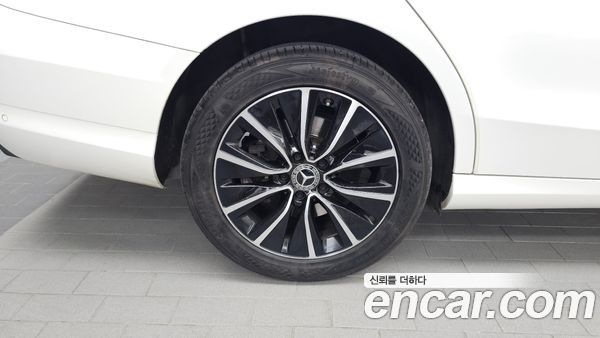 Mercedes-Benz C-Class 2020, фото 5