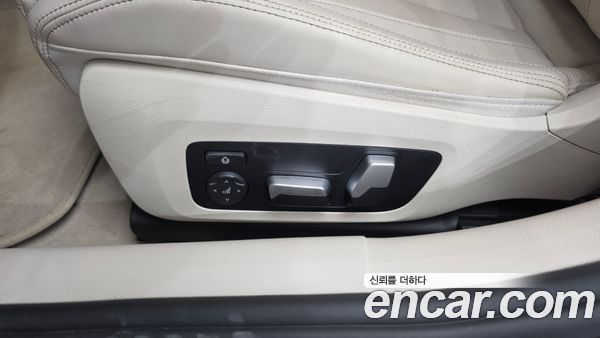 BMW 8 Series 2022, фото 31