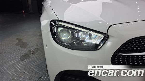 Mercedes-Benz E-Class 2022, фото 8