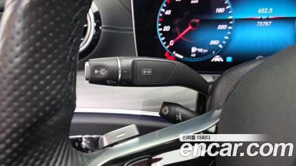 Mercedes-Benz E-Class 2022, фото 29