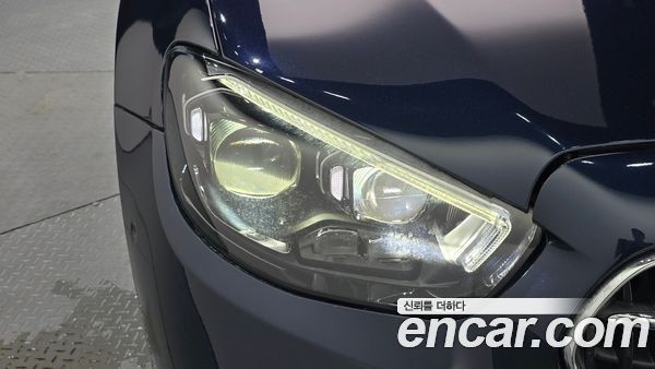 Mercedes-Benz E-Class 2022, фото 8