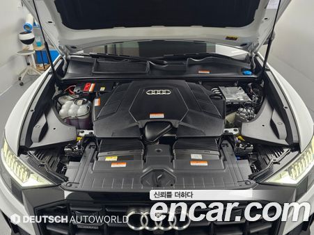 Audi Q8 2023, фото 6