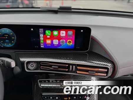 Mercedes-Benz EQC 2020, фото 11
