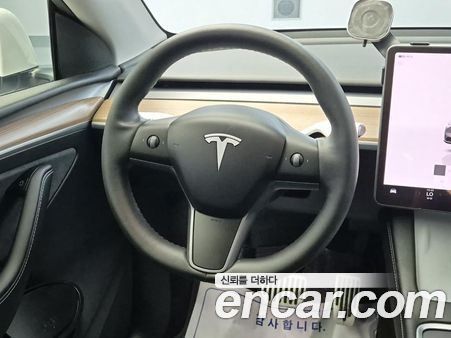 Tesla Model Y 2024, фото 9