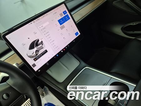 Tesla Model Y 2024, фото 10