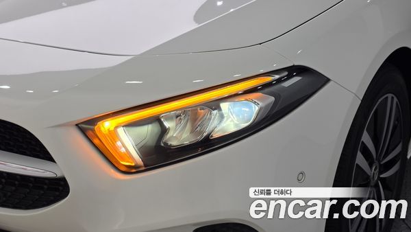 Mercedes-Benz A-Class 2021, фото 8