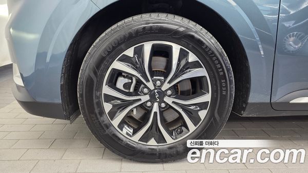 Kia Carnival 2023, фото 5