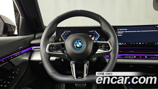 BMW 5 Series 2025, фото 19