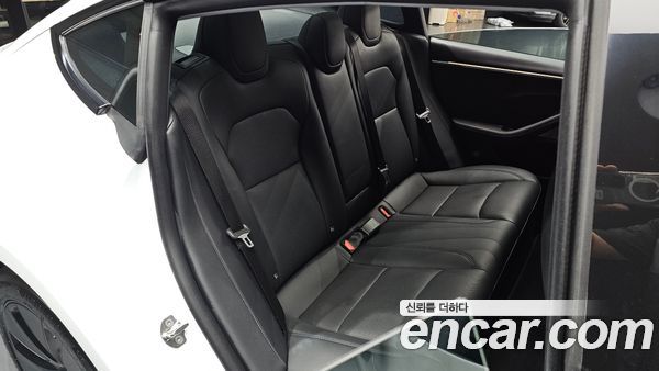 Tesla Model 3 2024, фото 15