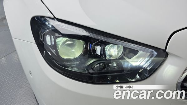 Mercedes-Benz E-Class 2023, фото 7