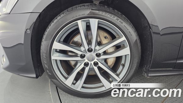 Audi A6 2020, фото 5