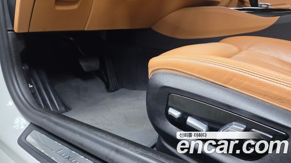 BMW 5 Series 2021, фото 31