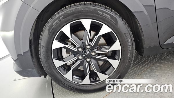Kia Carnival 2023, фото 5