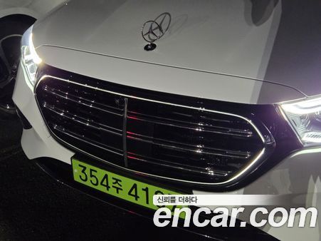 Mercedes-Benz E-Class 2025, фото 31
