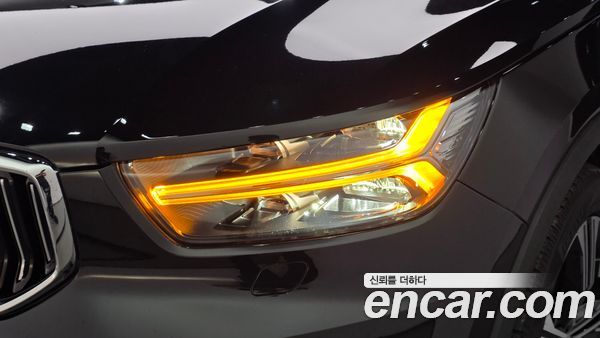 Volvo XC40 2021, фото 8