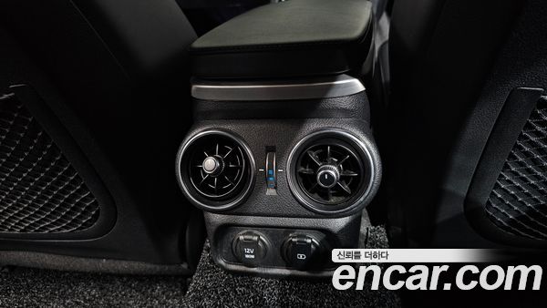Kia Stinger 2020, фото 30