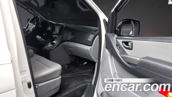 Hyundai Grand Starex 2021, фото 15