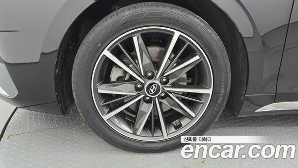 Hyundai Grandeur 2022, фото 4