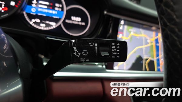 Porsche Panamera 2020, фото 30