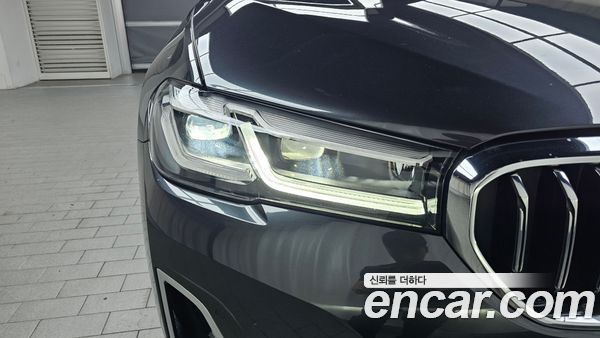 BMW 5 Series 2022, фото 8