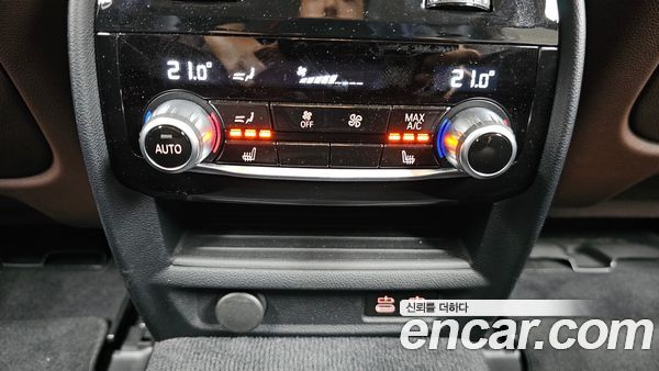 BMW 5 Series 2022, фото 31