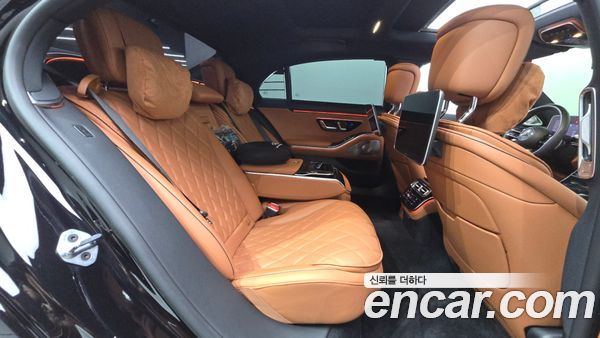 Mercedes-Benz S-Class 2023, фото 26