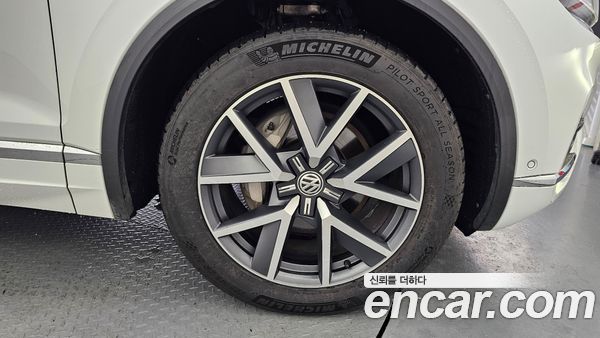 Volkswagen Touareg 2020, фото 5
