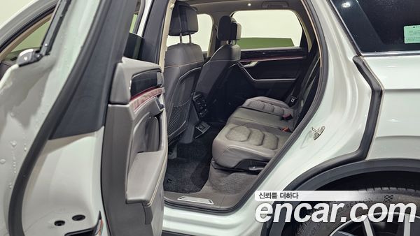 Volkswagen Touareg 2020, фото 16
