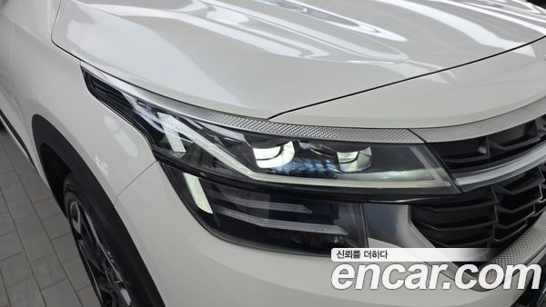 Kia Seltos 2023, фото 8