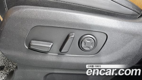 Kia Carnival 2023, фото 30