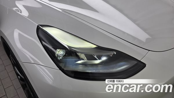 Tesla Model Y 2022, фото 8