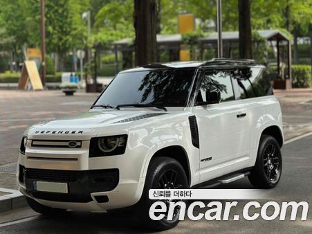 Land Rover Defender 2022