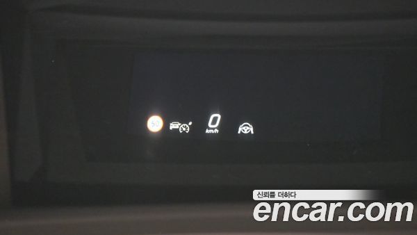 Mercedes-Benz EQE 2023, фото 31