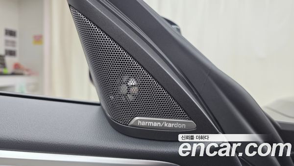 BMW i4 2022, фото 28