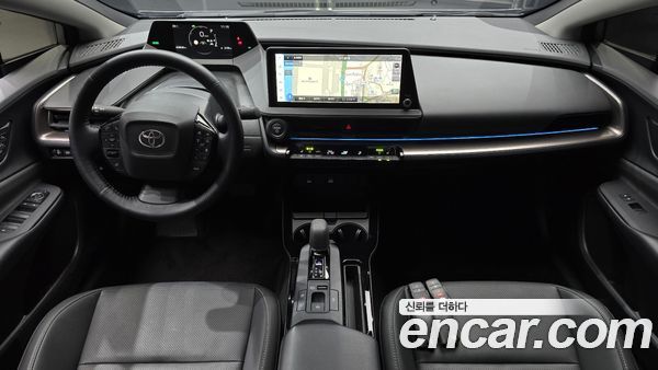 Toyota Prius 2024, фото 10