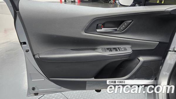 Toyota Prius 2024, фото 14