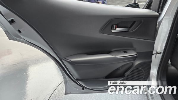 Toyota Prius 2024, фото 15