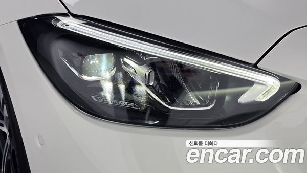 Mercedes-Benz C-Class 2024, фото 8