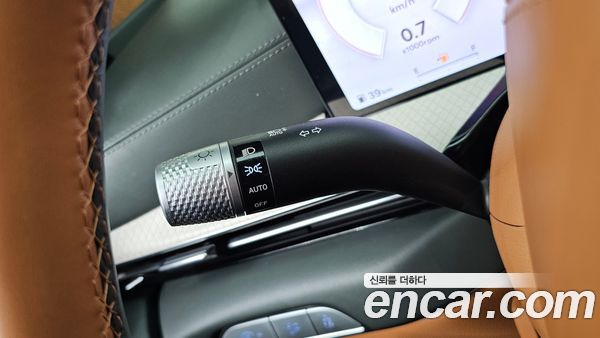 Genesis GV80 2025, фото 30
