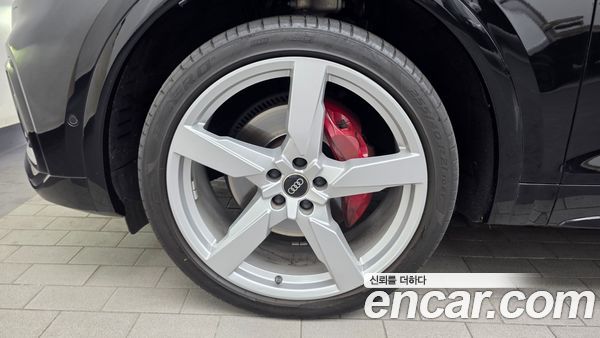 Audi SQ5 2023, фото 5